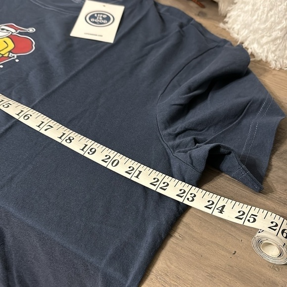 NWT! LIFE IS GOOD MEN'S LARGE Vintage NAVY BLUE JAKE & Rocket RIDE ON Sled Tee - Picture 8 of 13